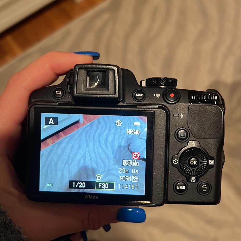 Nikon Camera - Picture 5 of 15